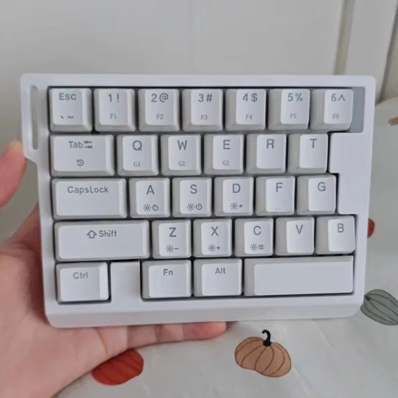 HE30 Mechanical Gaming Keyboar - مراجعة Gaming Keyboard Esports وسعره